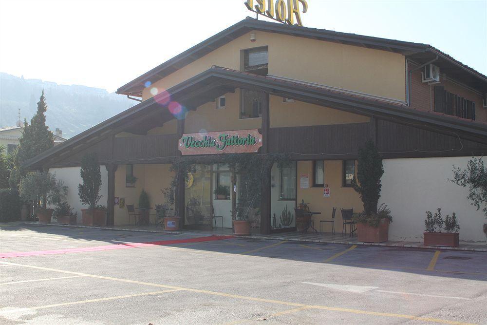 La Vecchia Fattoria Hotel