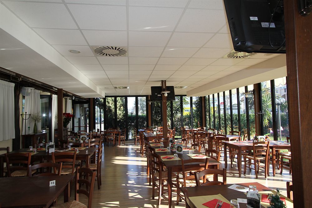 La Vecchia Fattoria 3* Loreto